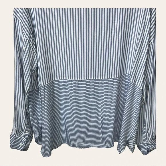 0905. TWO BY VINCE‎ CAMUTO STRIPE BUTTON DOWN TOP COLLAR SIZE LARGE - Picture 9 of 9